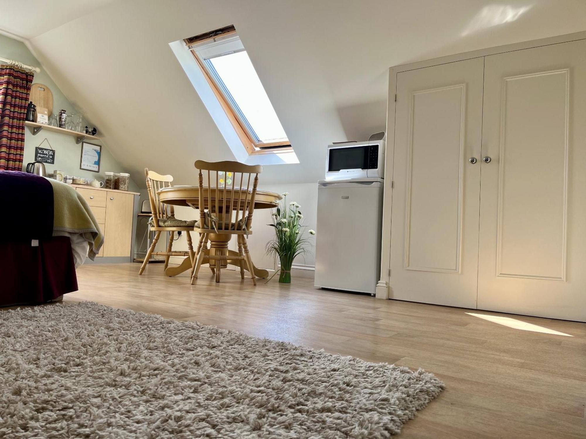 Priors Oak - A Cosy Studio With Countryside Views In Dorset Stalbridge Exterior foto
